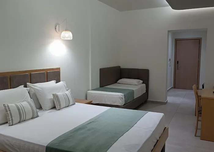 Thassos Otel Pefkari